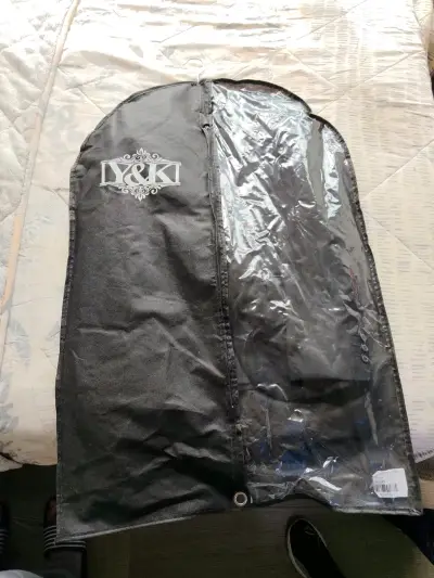 Traje formal negro para hombre con funda - miniatura 1