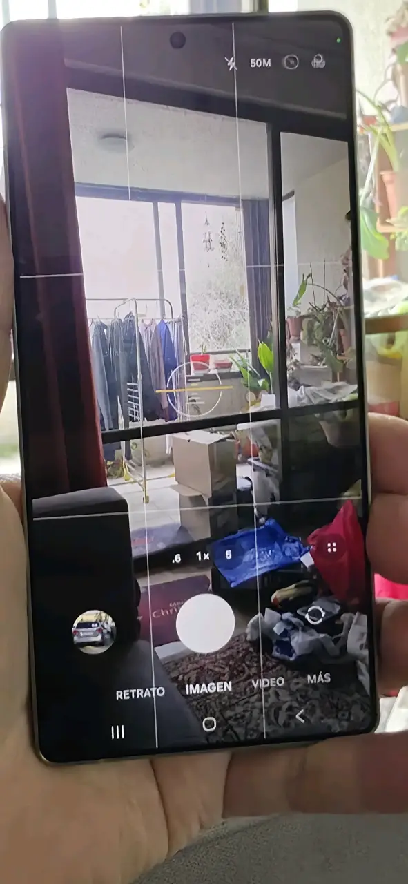 Samsung Galaxy S25 Ultra en buen estado - 4