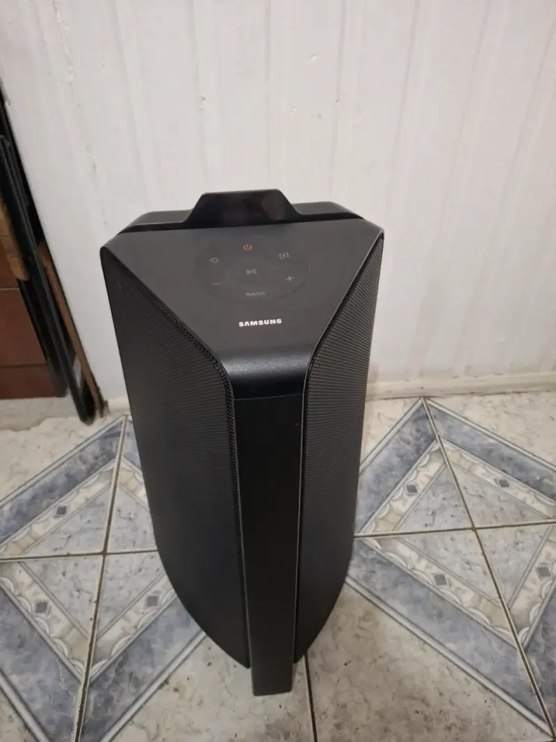 Parlante Samsung de Alta Potencia - 2