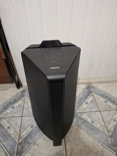 Parlante Samsung de Alta Potencia - miniatura 2