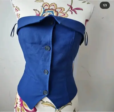 Chaleco Bershka Azul talla L Nuevo🏷 - miniatura 1