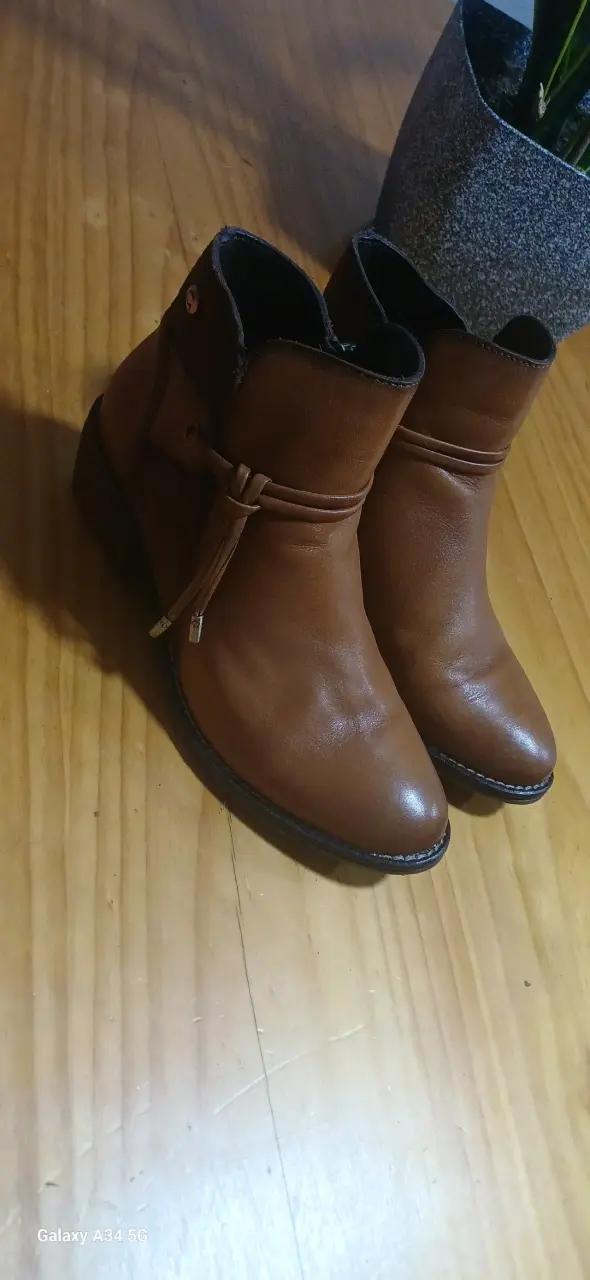 Botines de cuero marrón para mujer - 2