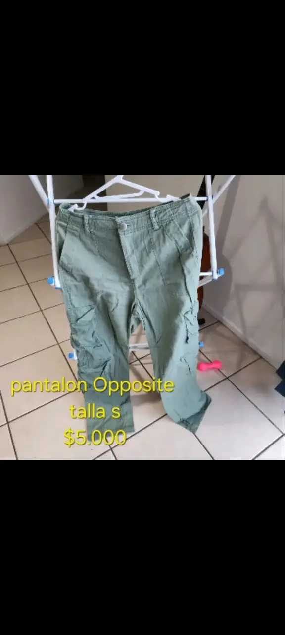 Pantalón verde Opposite talla S