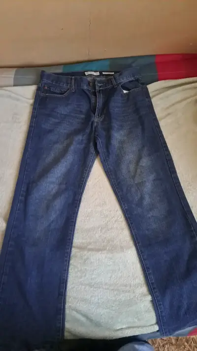 Jeans azul oscuro - miniatura 1