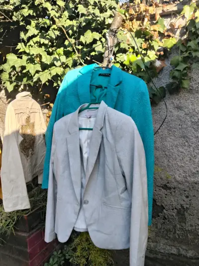 Blazers y Chaquetas para Mujer - miniatura 1