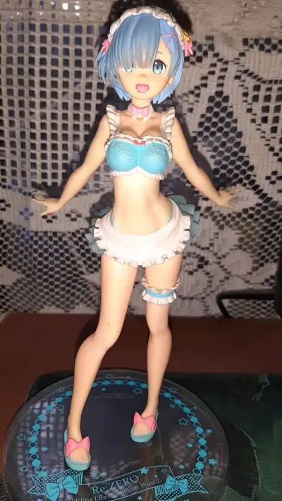 Figura de colección Rem Re:Zero en traje de baño - miniatura 3