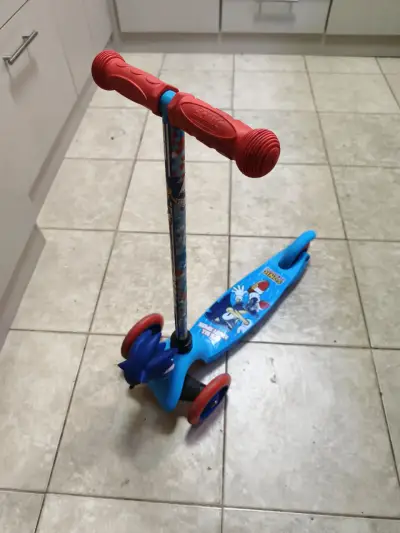 Patinete infantil azul de Sonic - miniatura 3