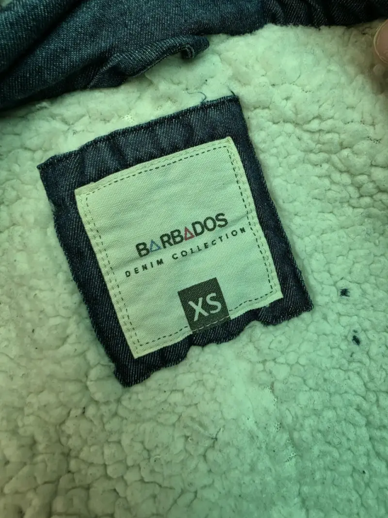 Chaqueta de Mezclilla con Capucha Barbados - 2