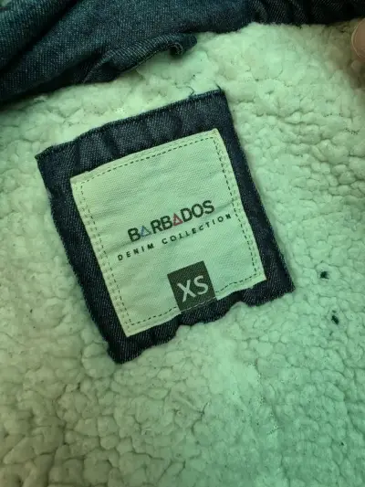 Chaqueta de Mezclilla con Capucha Barbados - miniatura 2