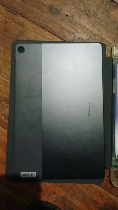 Tablet Lenovo Tab M10 HD 3da Gen con funda - miniatura 3