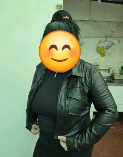 Chaqueta de cuero sintético negra Zara para mujer - miniatura 3