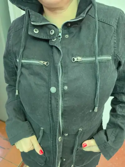 Chaqueta negro con capucha Barbados para mujer - miniatura 5