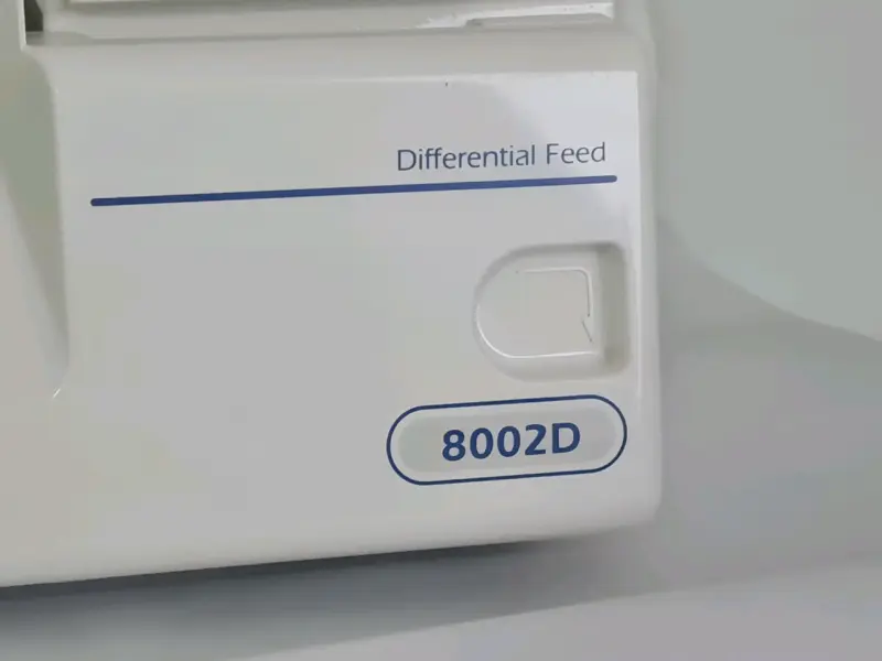 Máquina Overlock Janome 8002D con Alimentación Diferencial - 3