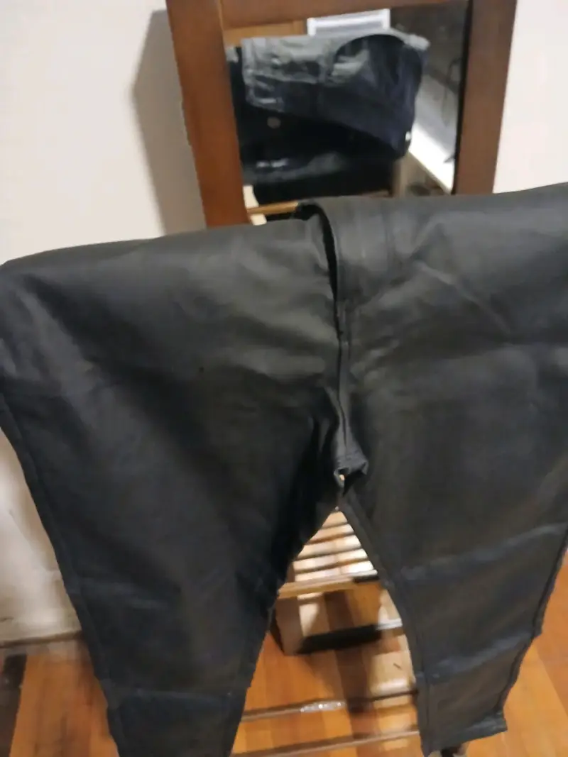Pantalones de cuero sintético negros para hombre - 2