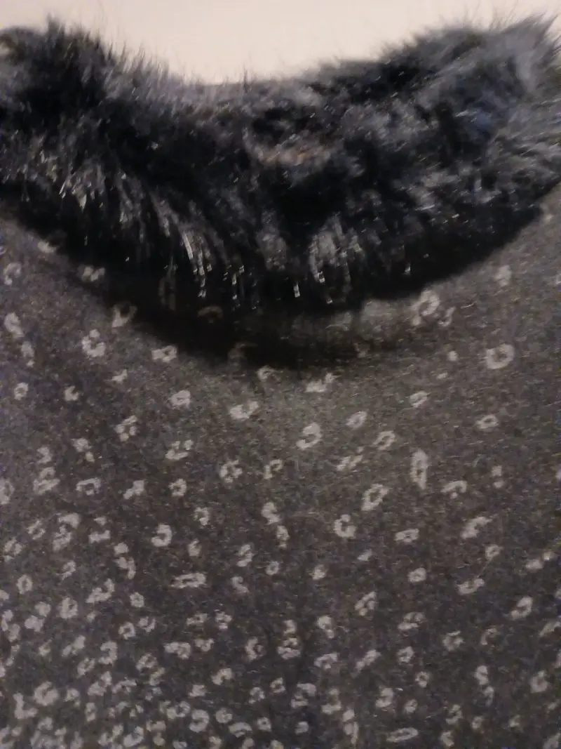 Poncho de paño con cuello de piel sintética - 3