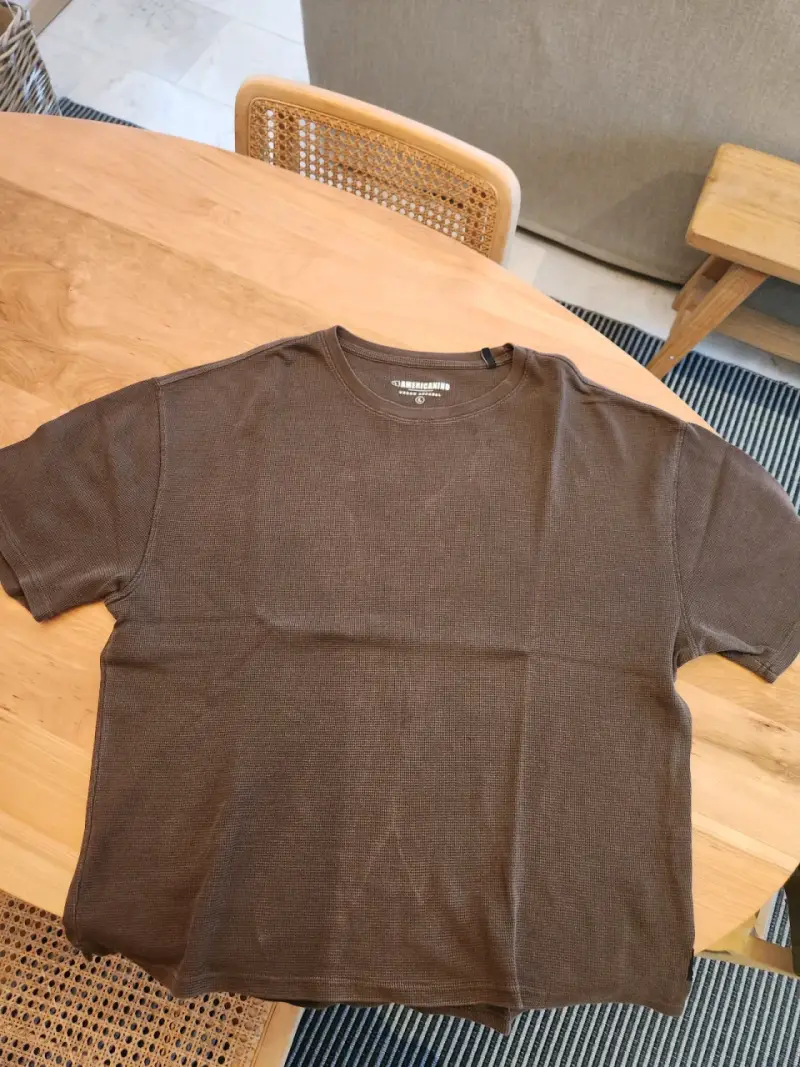 Polera Marrón Americano Urban Apparel Talla L