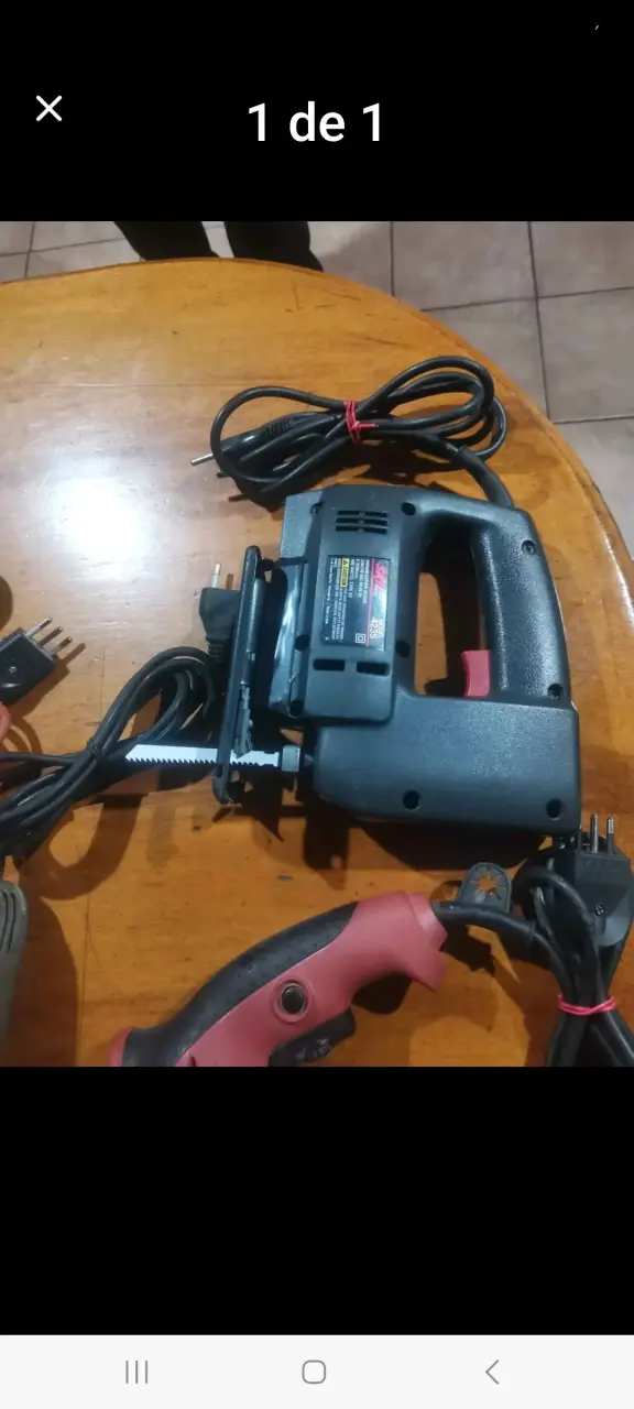 Sierra caladora eléctrica Skil 4235 en buen estado