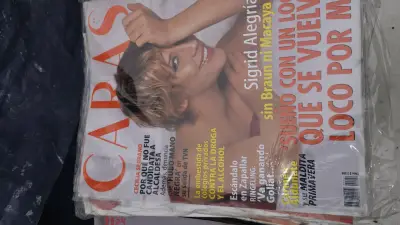 Lote de revistas chilenas de moda y actualidad - miniatura 1