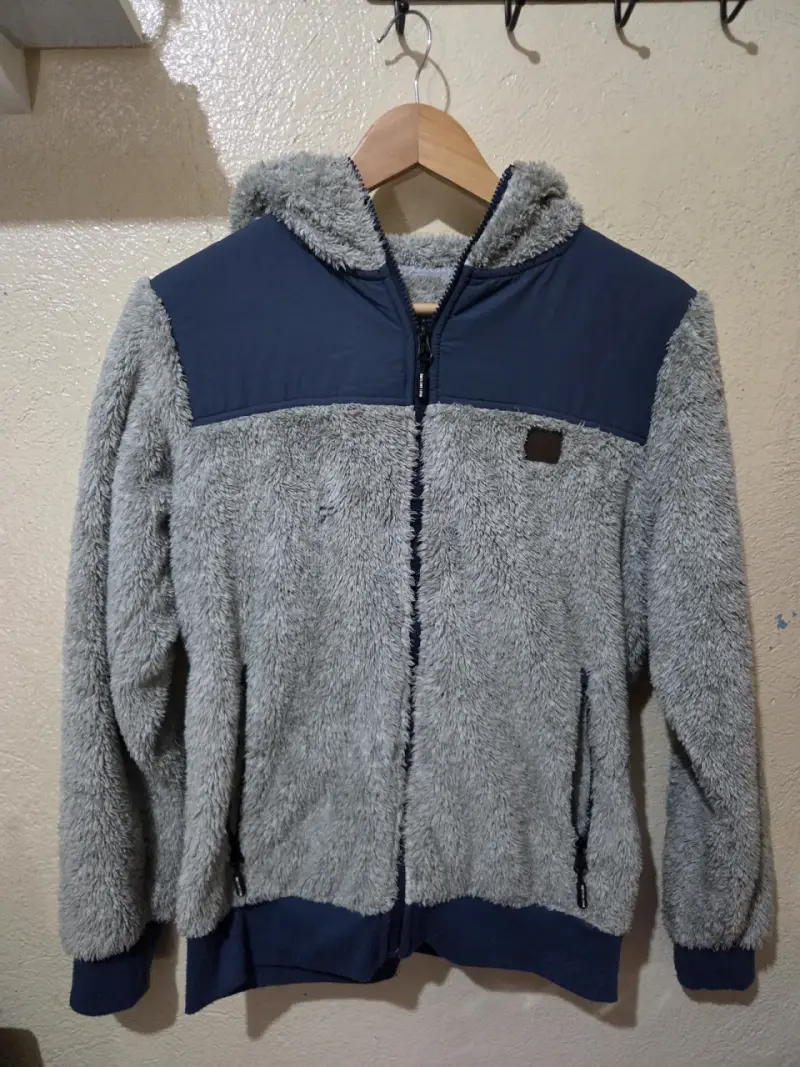 Chaqueta de felpa gris con capucha Maui and Sons - 1