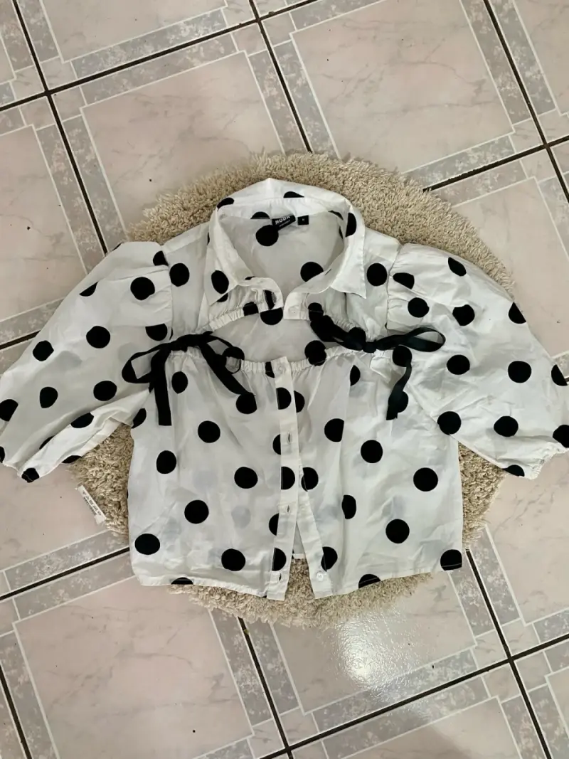 Blusa Vero Moda de Lunares Blancos y Negros - 3