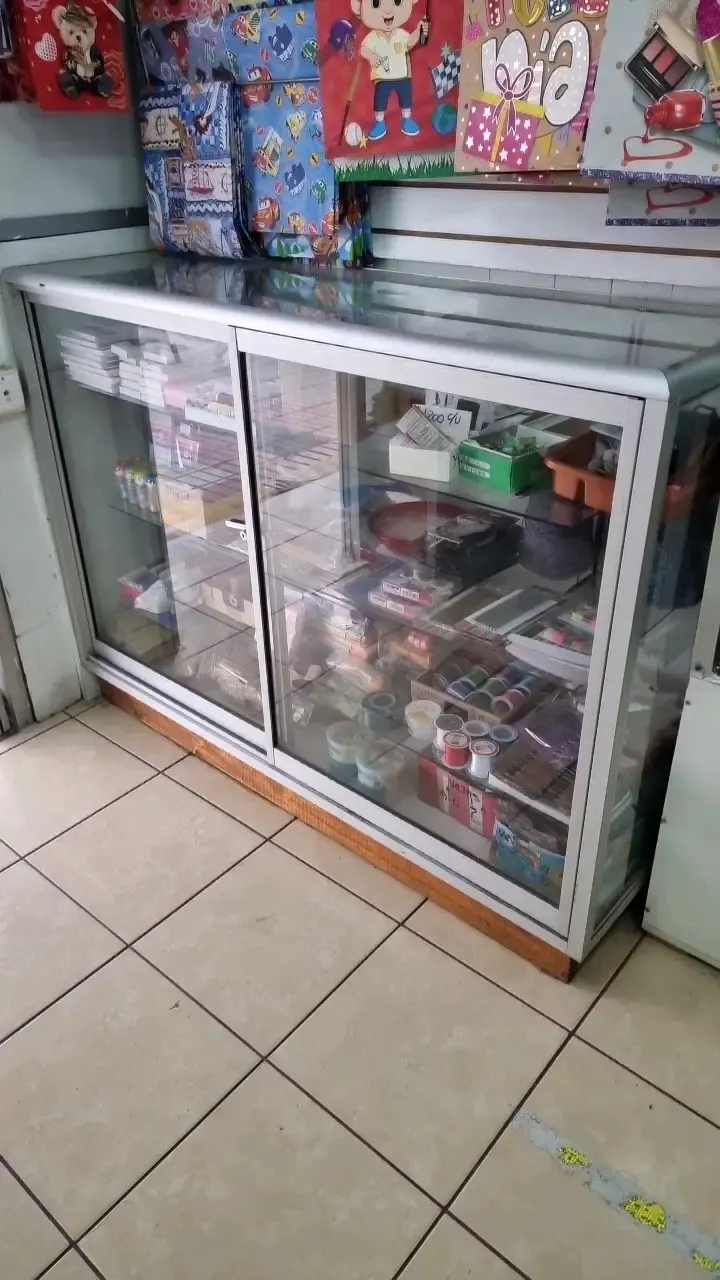 Venta de libreria,oportunidad unica - 2