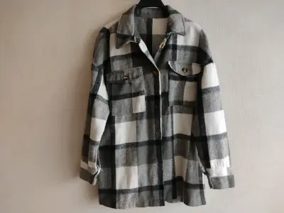 Chaqueta de cuadros gris y blanco para mujer - miniatura 1