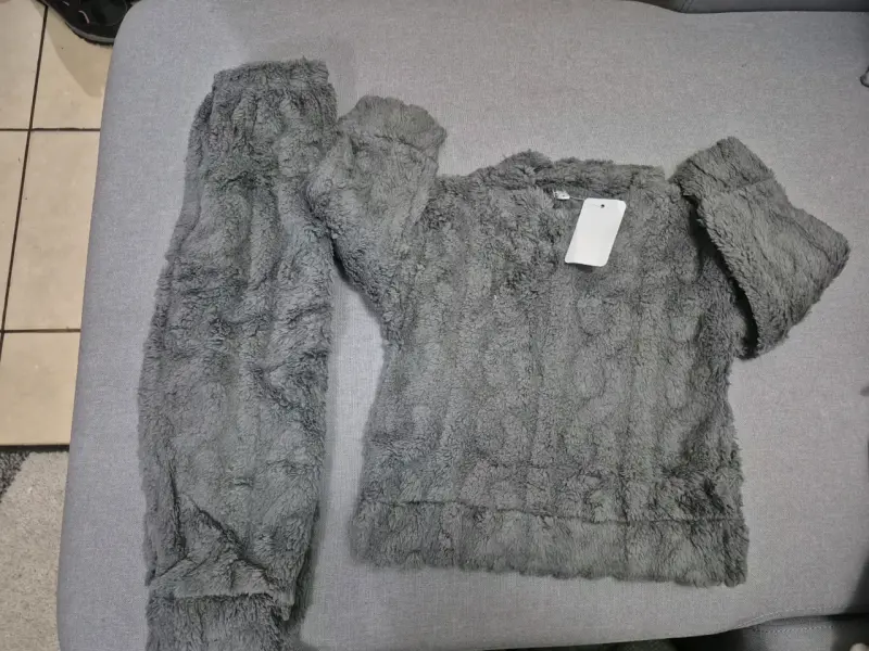 Conjunto de pijama de felpa para niños en varios colores - 2
