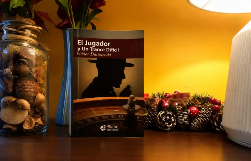 Libro El Jugador y Un Trance Difícil de Fiódor Dostojevski