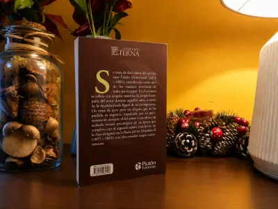 Libro El Jugador y Un Trance Difícil de Fiódor Dostojevski - miniatura 2