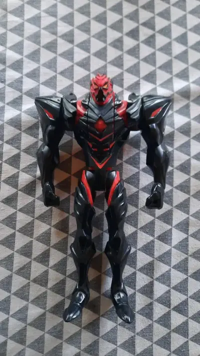 Figura de acción Dredd Mega Transformation - miniatura 2