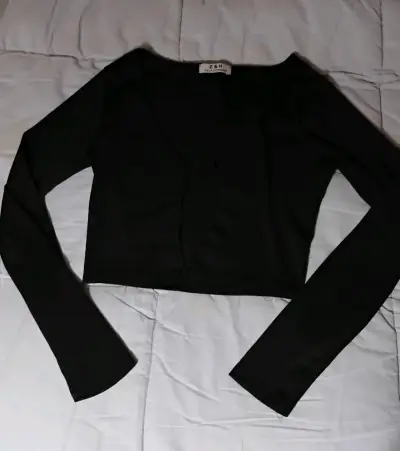 Polera negra manga larga Z&H - miniatura 1