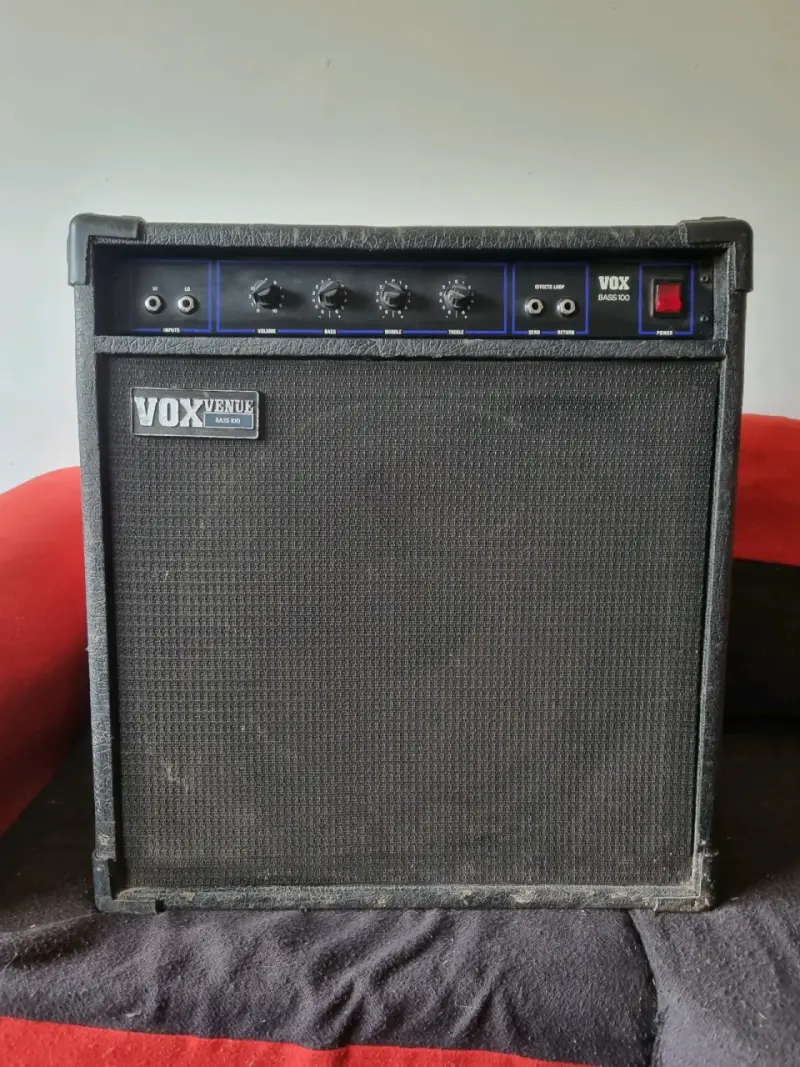 Amplificador de Bajo Vox Venue Bass 100 - 1