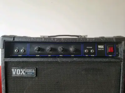 Amplificador de Bajo Vox Venue Bass 100 - miniatura 2