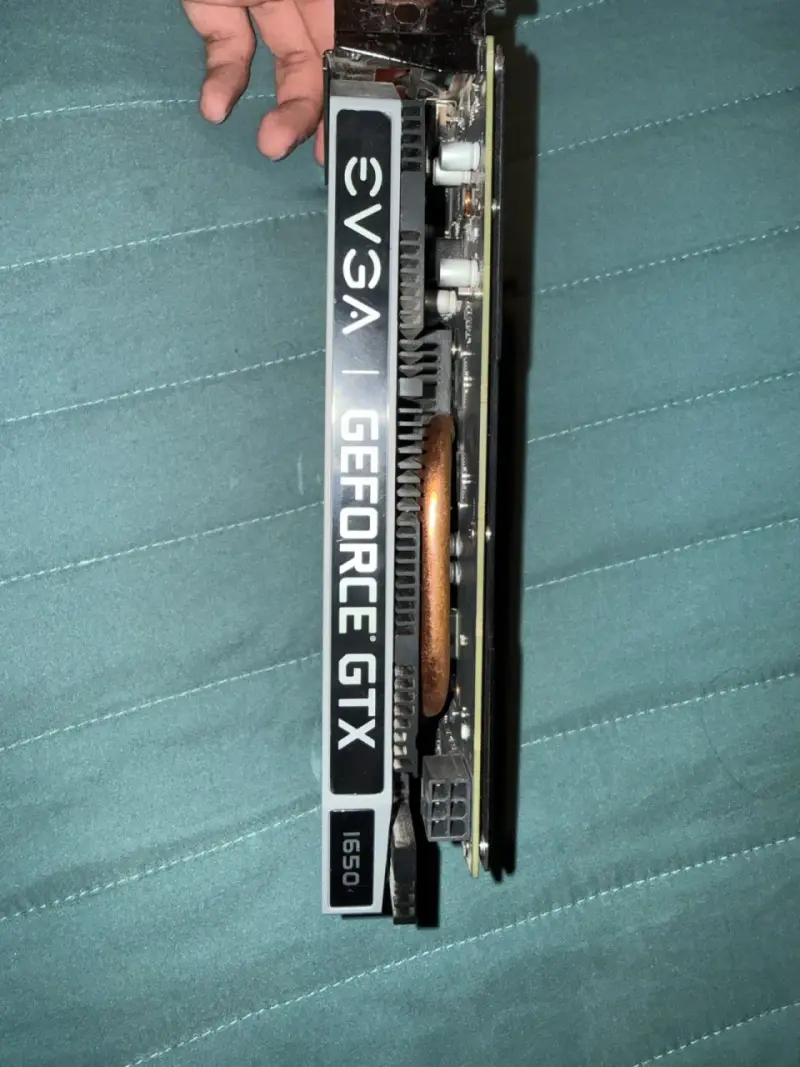 EVGA GeForce GTX 1650 4GB - 3