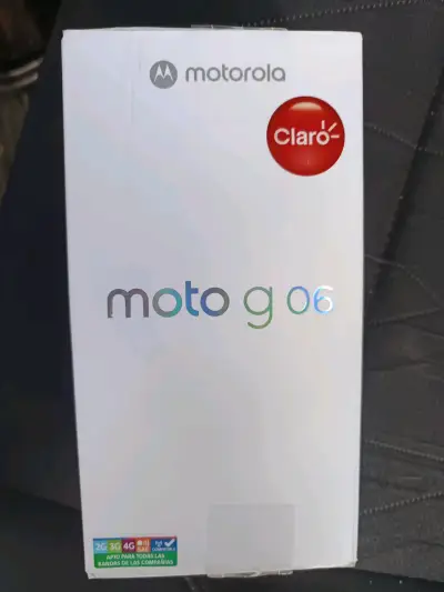 Smartphone Motorola Moto G06 con cámara dual - miniatura 2
