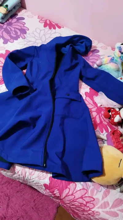 Abrigo azul con capucha para niña T12 - miniatura 1