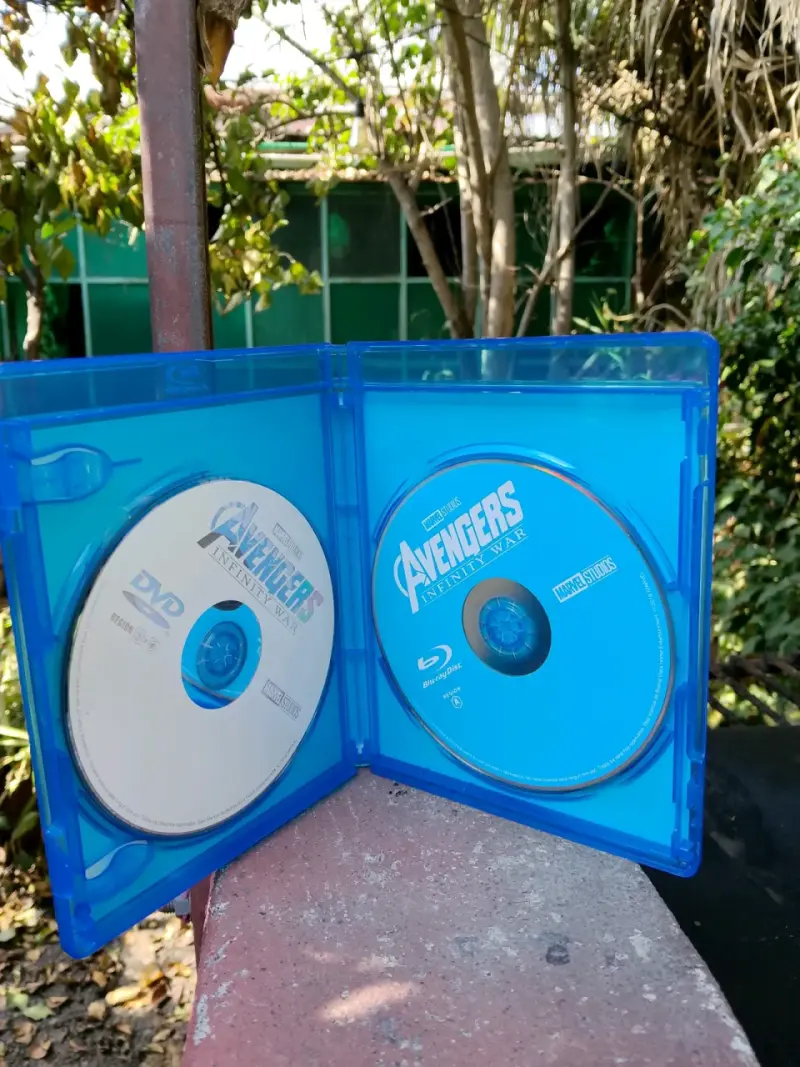 Blu-ray + DVD Avengers: Infinity War - 2