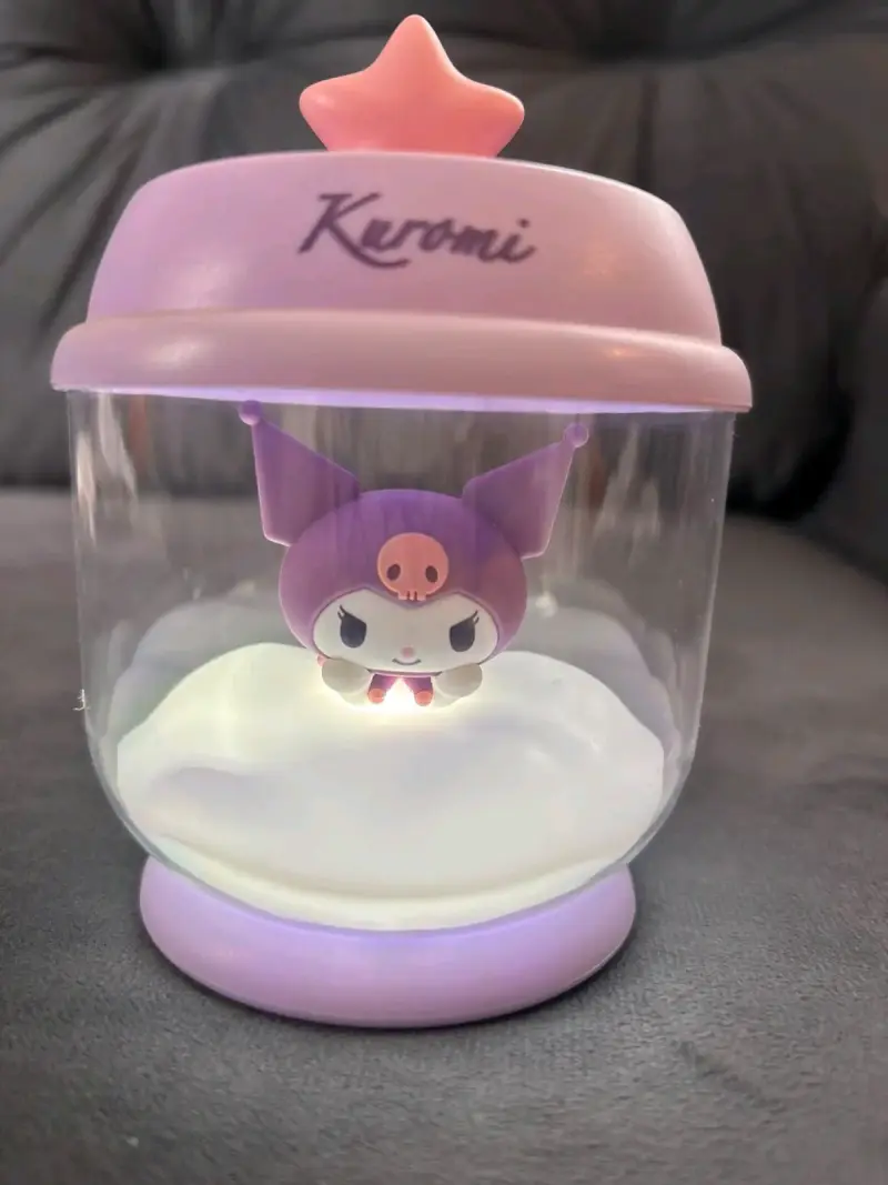 Lámpara decorativa Kuromi con luz LED