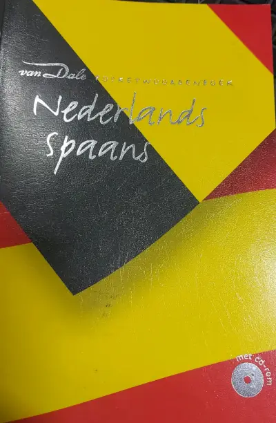 Diccionario Van Dale Neerlandés-Español con CD-ROM - miniatura 1