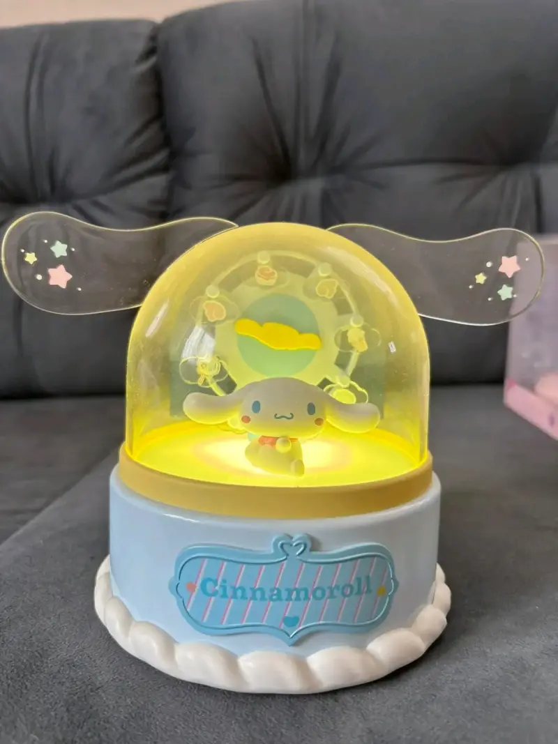 Lámpara decorativa Cinnamoroll con luz LED