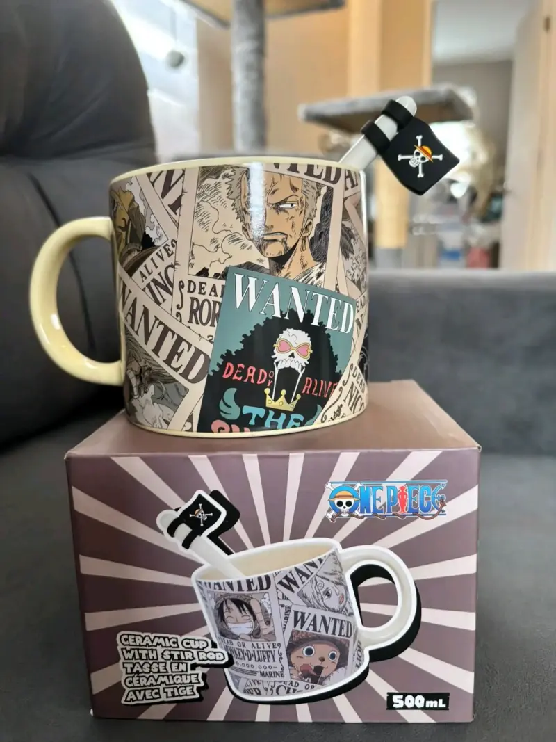 Taza de cerámica One Piece con diseño de personajes