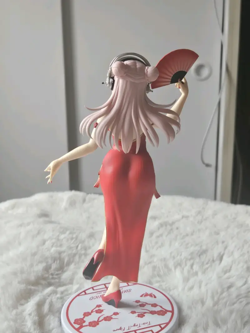 Figura de Super Sonico vestido rojo - 3
