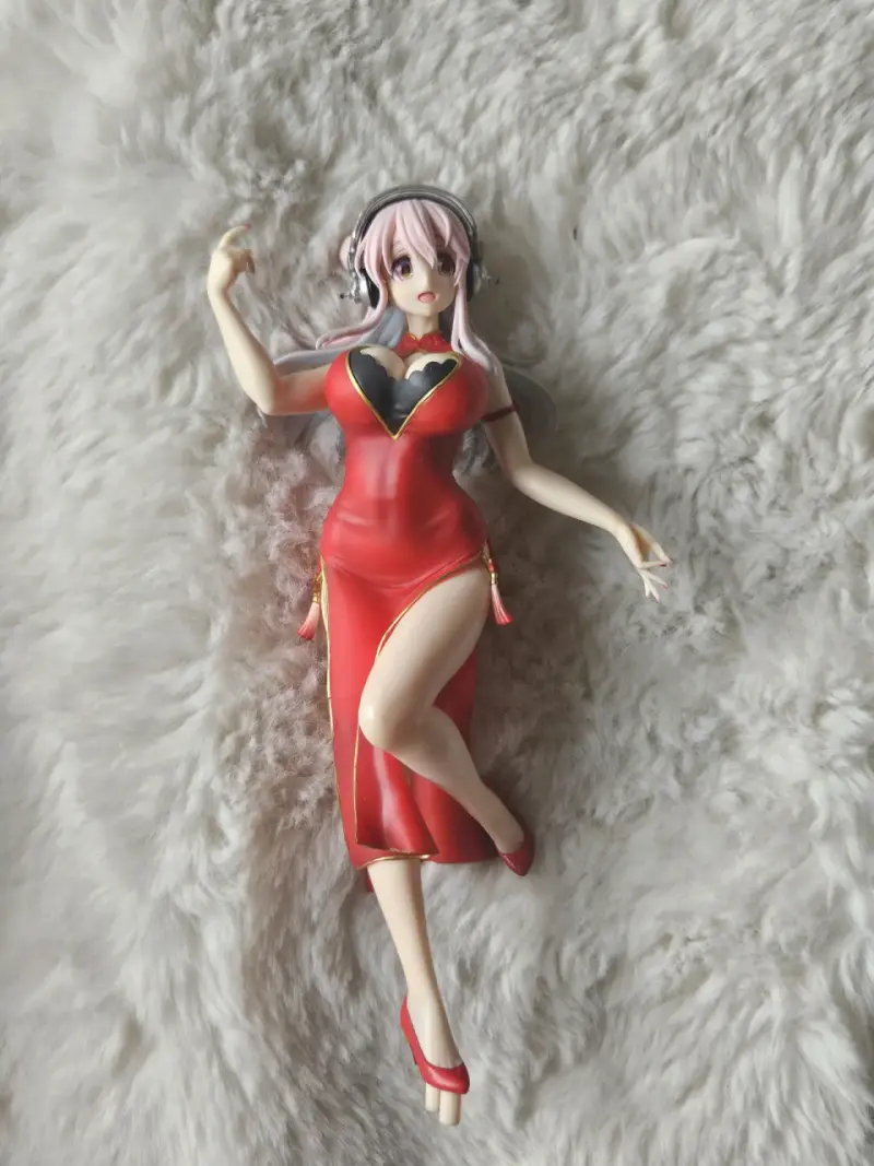 Figura de Super Sonico vestido rojo - 5