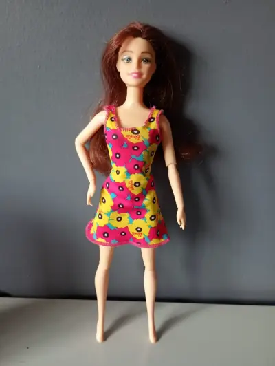 Lote/ Pack 5 Muñecas Disney/Barbie - miniatura 3