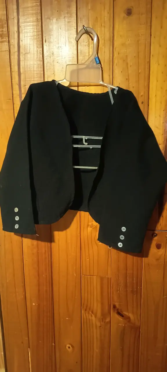 Traje de huaso elegante negro con chaqueta - 3