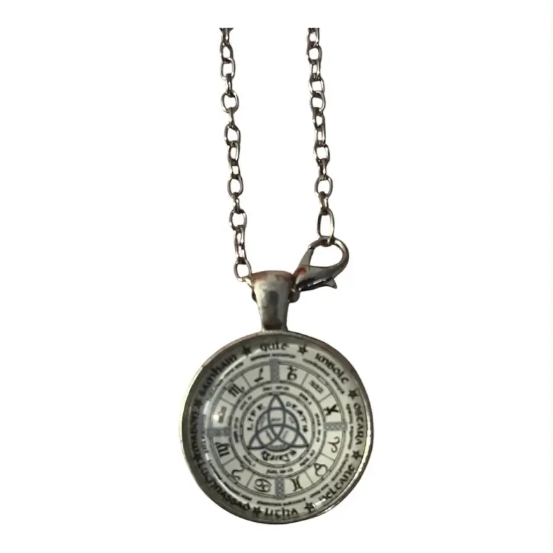 Colgante de cadena rueda del año wicca