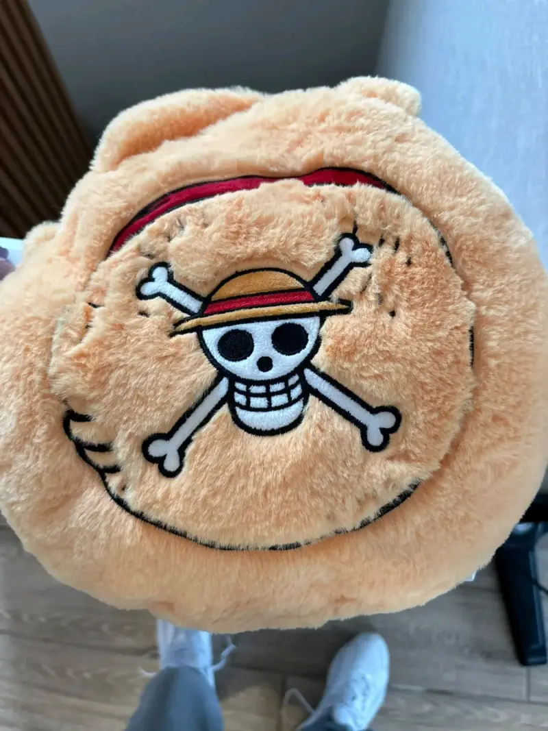 Cartera One Piece con diseño de calavera