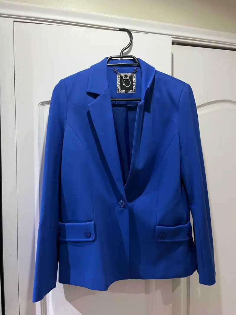 Blazer azul para mujer elegante