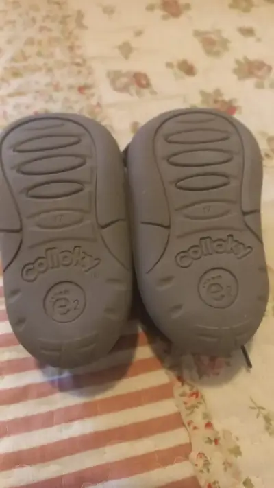 Zapatos de bebé azul marino con cordones - miniatura 3