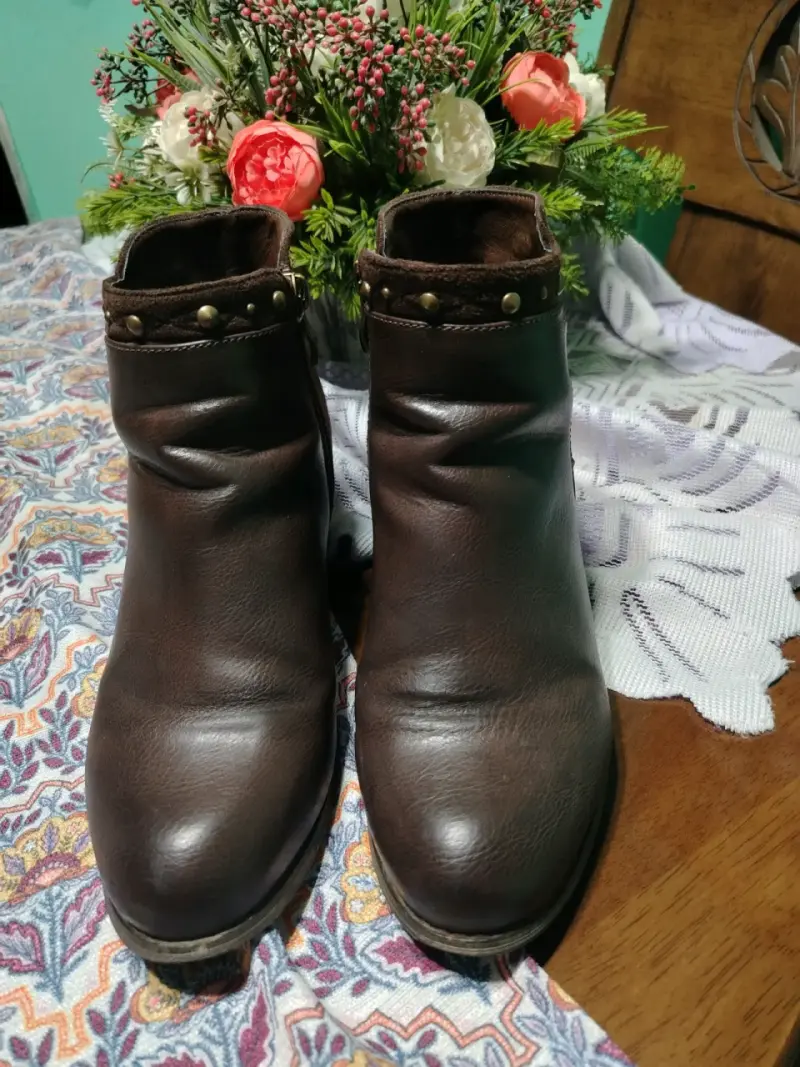 Botines Vía Uno de cuero marrón con tachas - 2